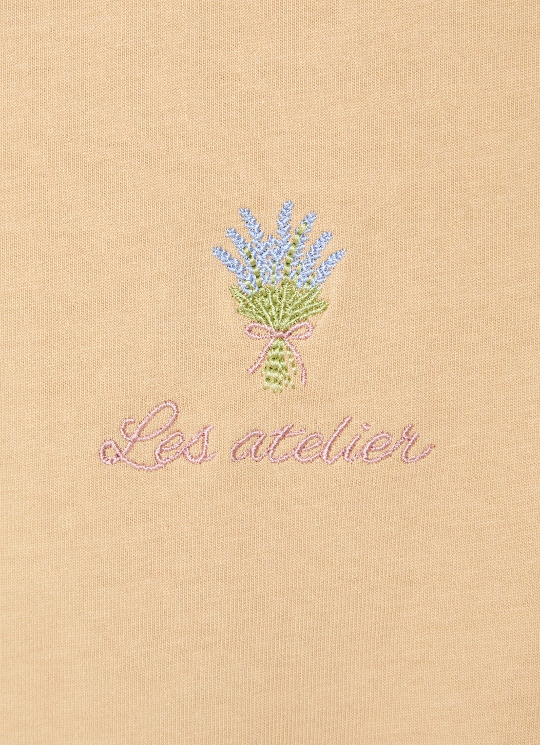 LES Atelier Nada oversized T-shirt met logoborduring - detail 4 khaki