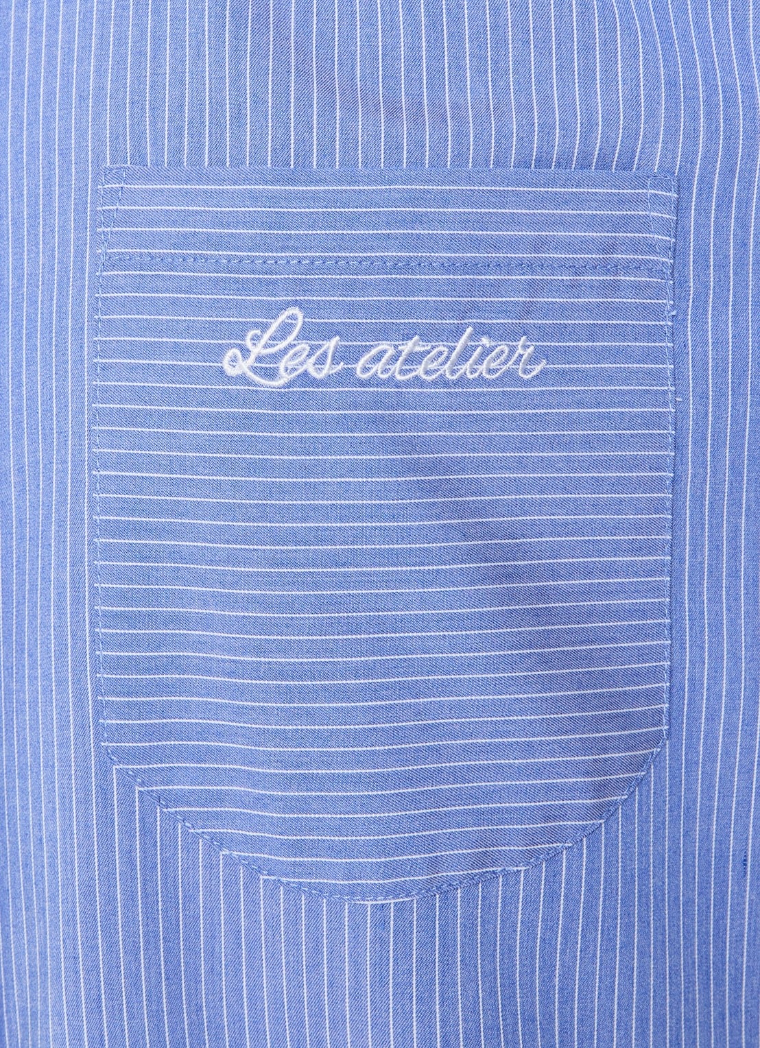 LES Atelier Salmia blouse met borstzak en streepprint - detail 2 blauw