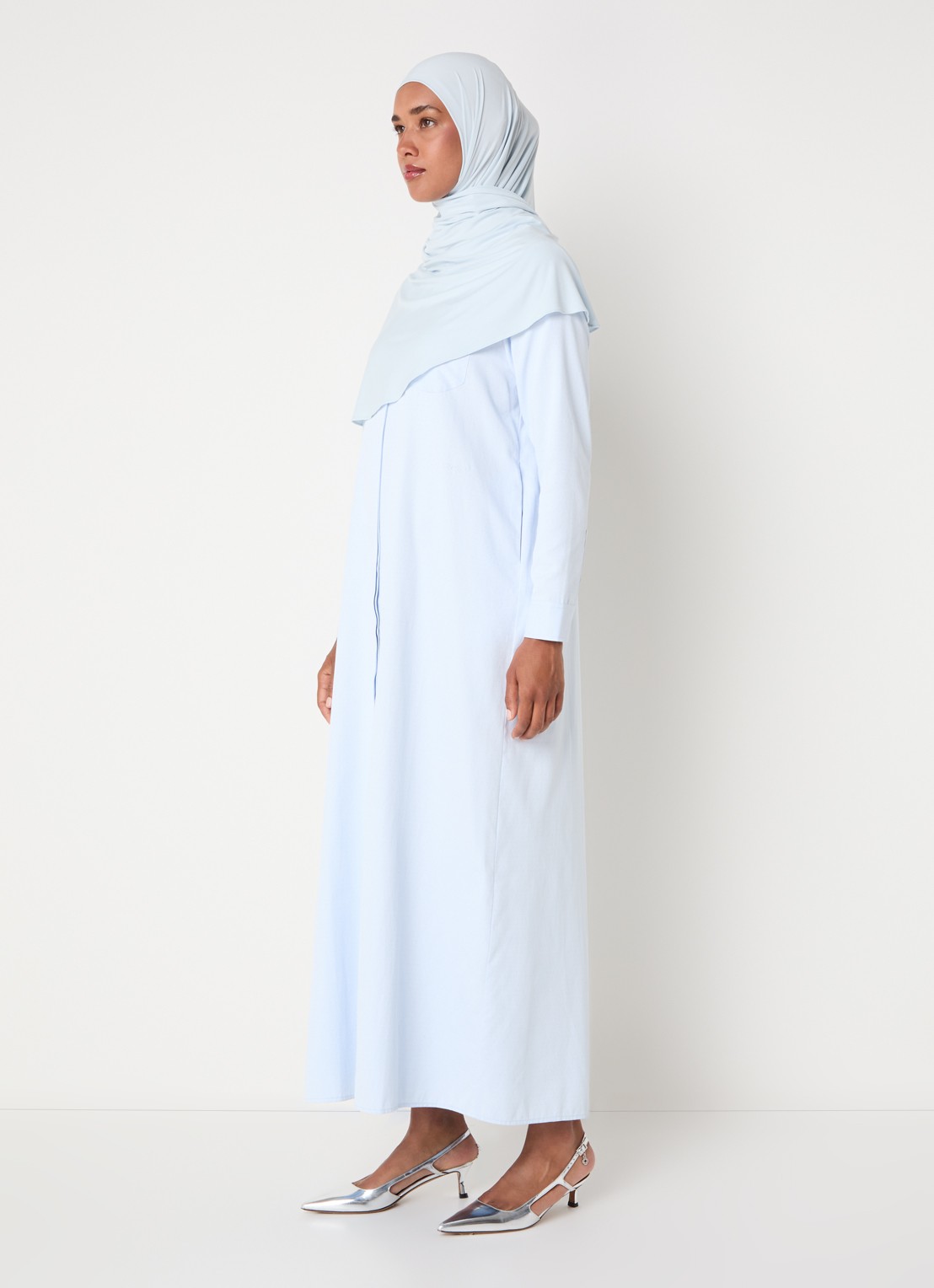 LES Atelier Shey maxi blousejurk met borstzak en stippenprint - voorkant 5 lichtblauw