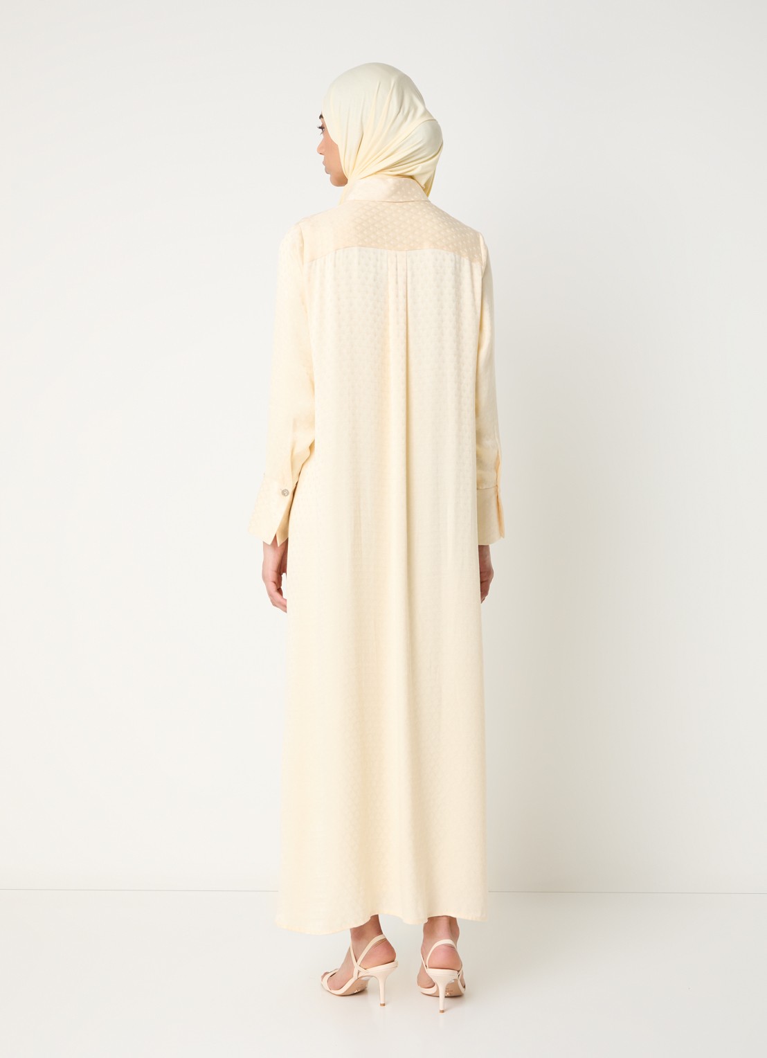 LES Atelier Yolie maxi blousejurk met jacquard dessin - achterkant lichtgeel