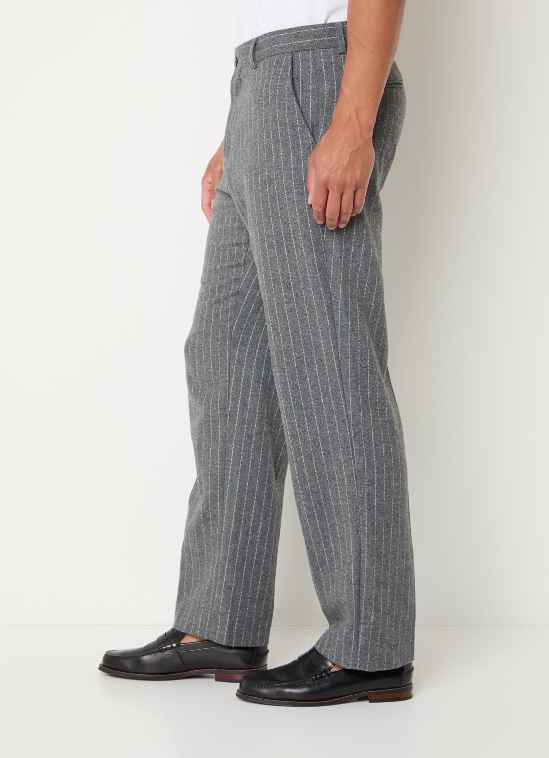 Les Deux Como straight fit pantalon in wolblend met krijtstreep - detail 5 grijsmele