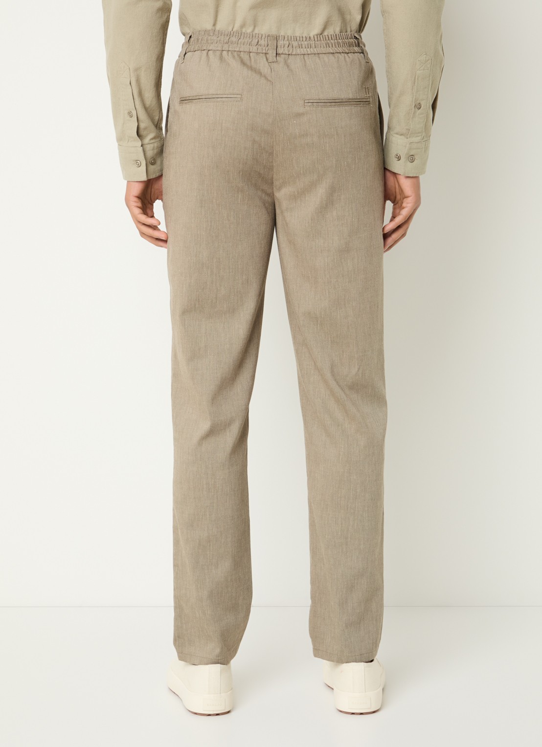 Les Deux Como tapered fit chino in linnnblend met steekzakken - achterkant 5 khaki