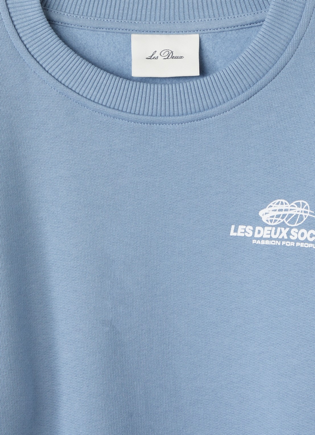 Les Deux Exhibition sweater met logo- en backprint - detail 3 lichtblauw