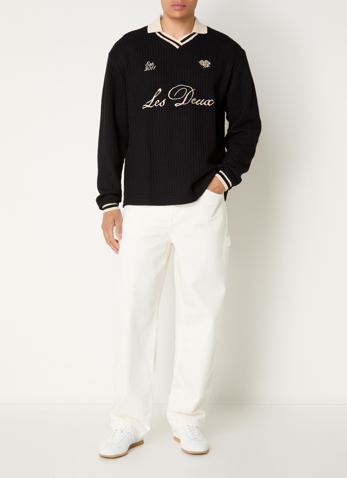 Les Deux Fijngebreide pullover met logoborduring - voorkant 2 zwart