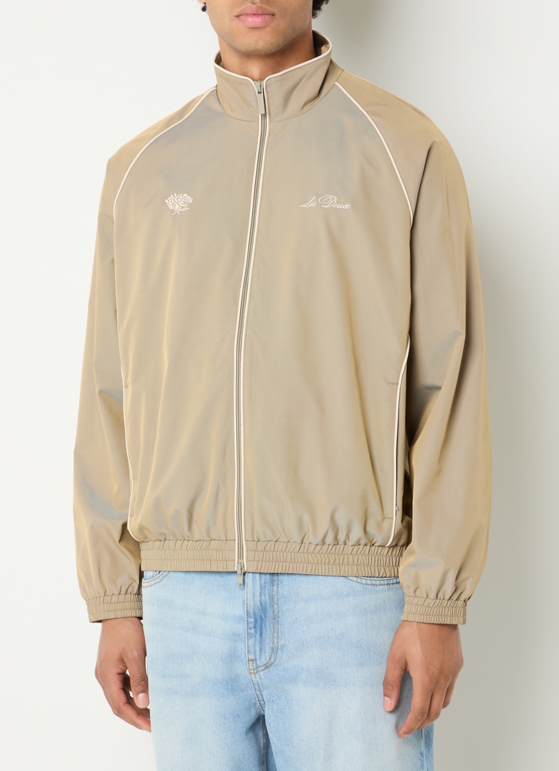 Les Deux Jack met logoborduring en steekzakken - detail beige