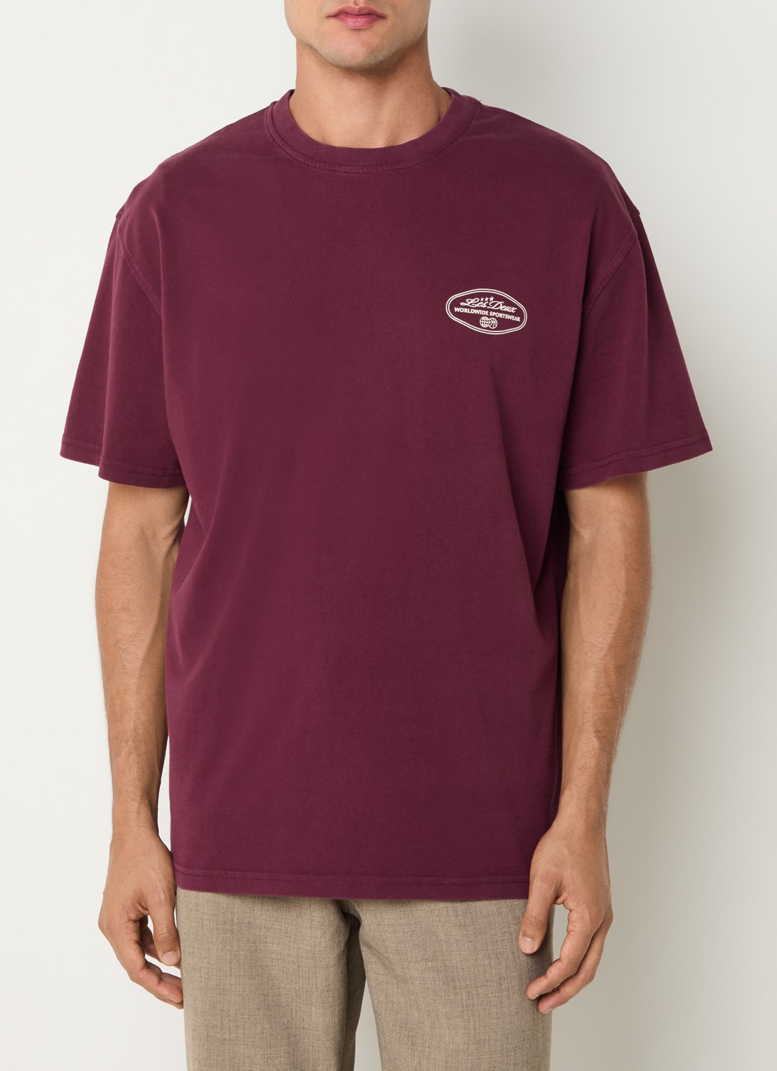 Les Deux T-shirt met front- en backprint - achterkant 4 bordeauxrood