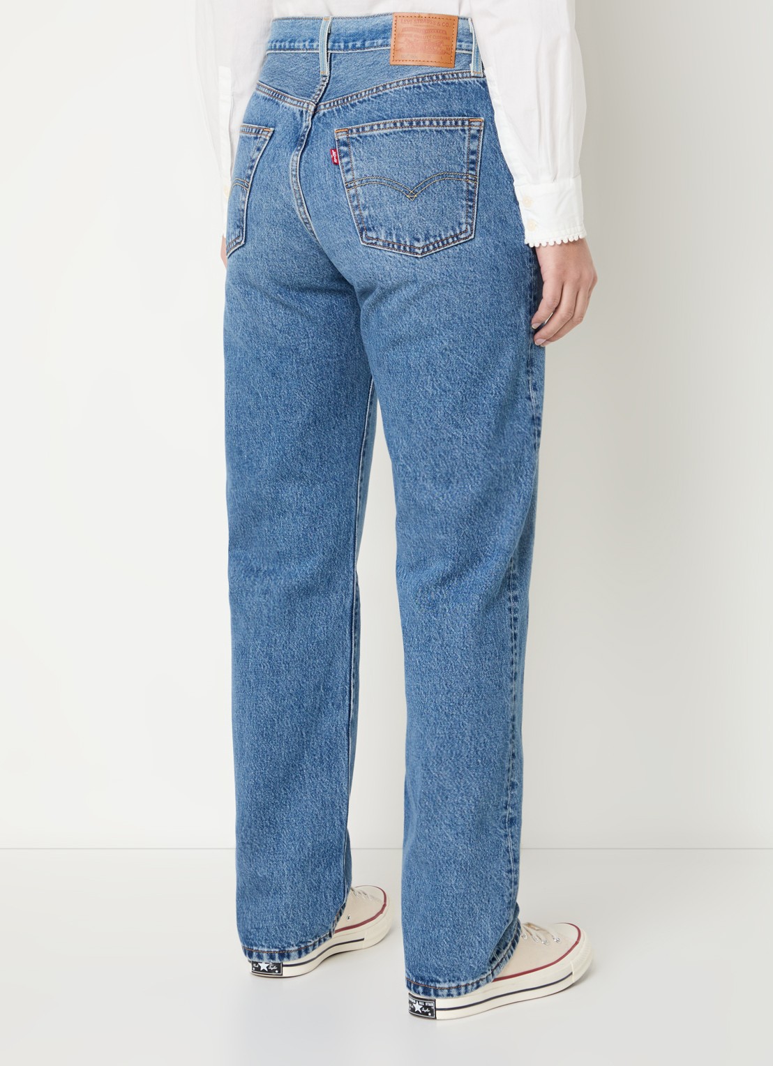 Levi's 501 90's western high waist straight leg jeans met medium wassing - achterkant indigo