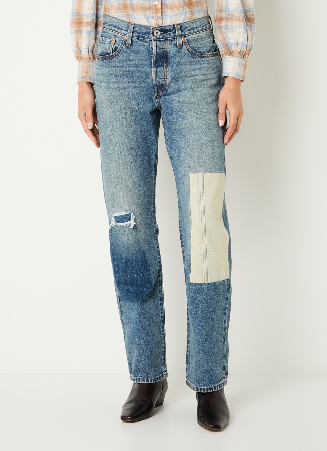 Levi's 501 high waist slim fit jeans met medium wassing - detail indigo