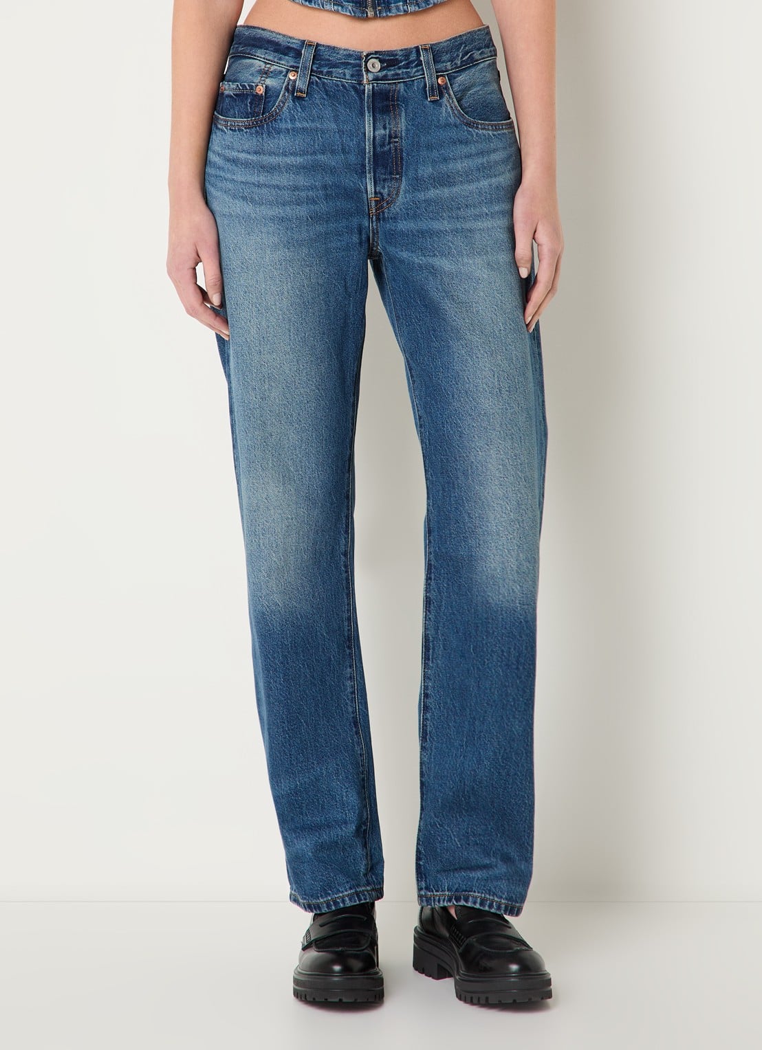 Levi's 501 high waist straight leg jeans met donkere wassing - detail 4 indigo