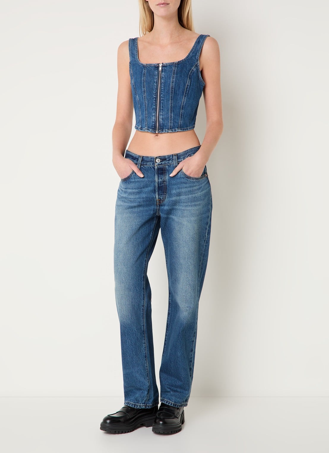 Levi's 501 high waist straight leg jeans met donkere wassing - voorkant 3 indigo