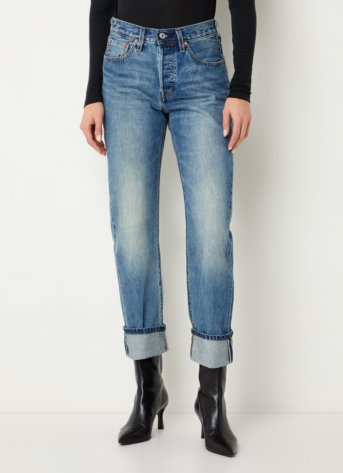 Levi's 501 high waist straight leg jeans met medium wassing - detail indigo