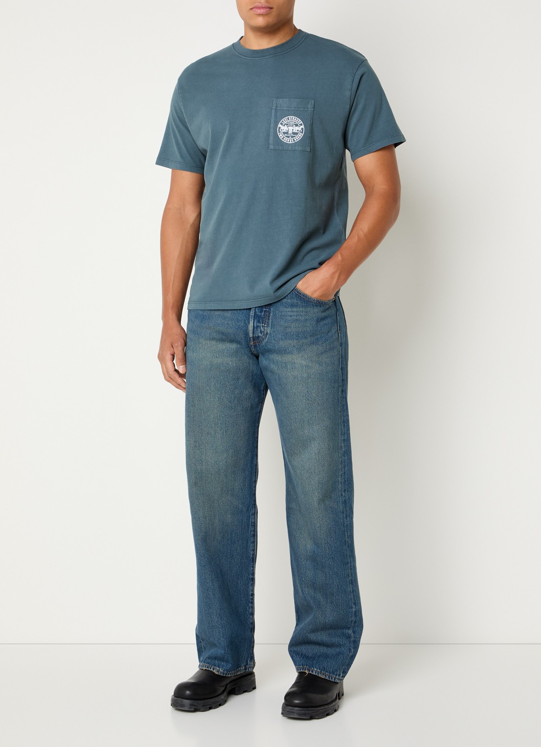 Levi's 501 loose fit jeans met medium wassing - voorkant 5 indigo