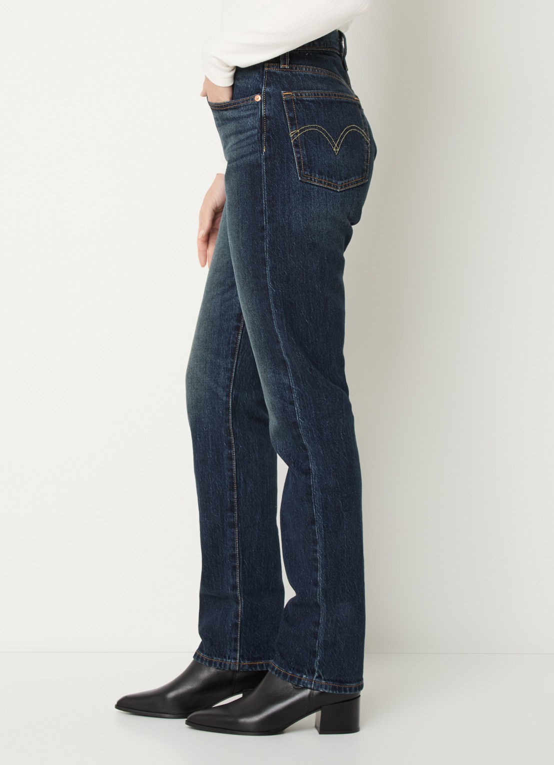 Levi's 501 straight fit jeans met donkere wassing - detail 4 indigo