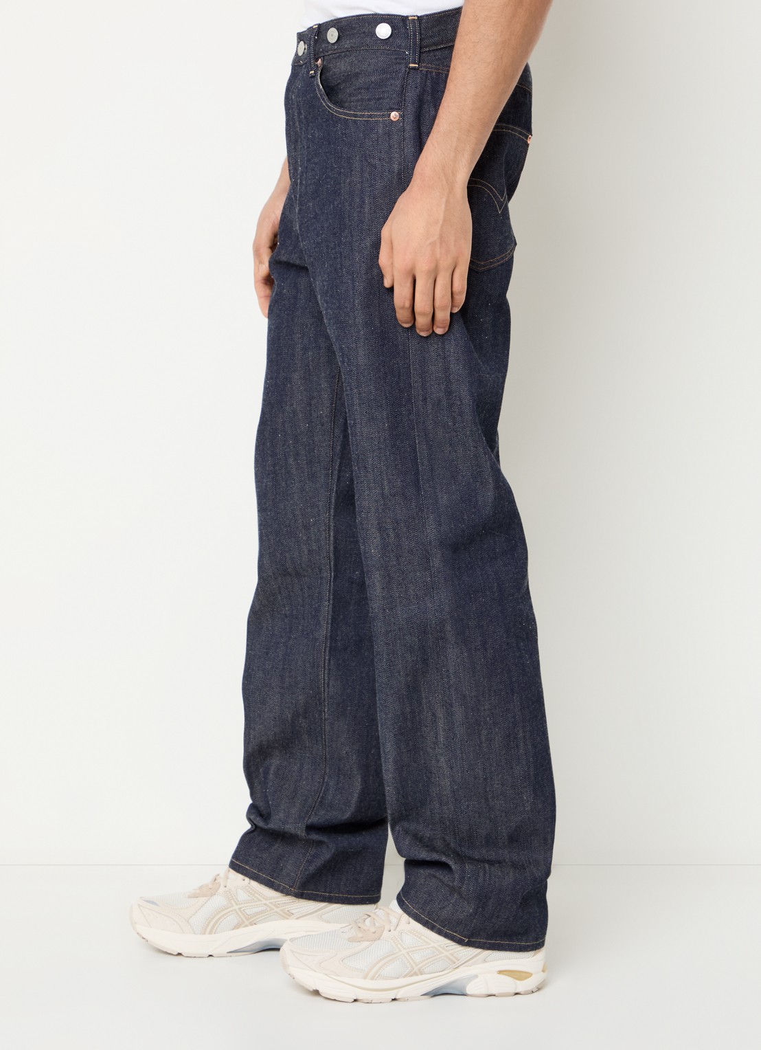 Levi's 501 straight leg jeans met donkere wassing - detail 3 indigo