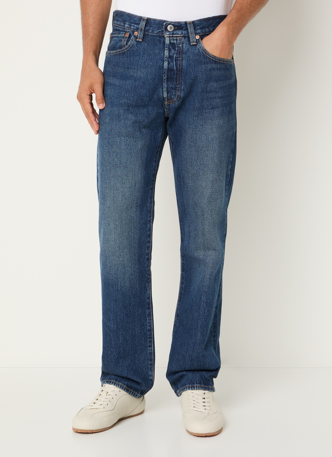Levi's 501 straight leg jeans met donkere wassing - detail 3 indigo