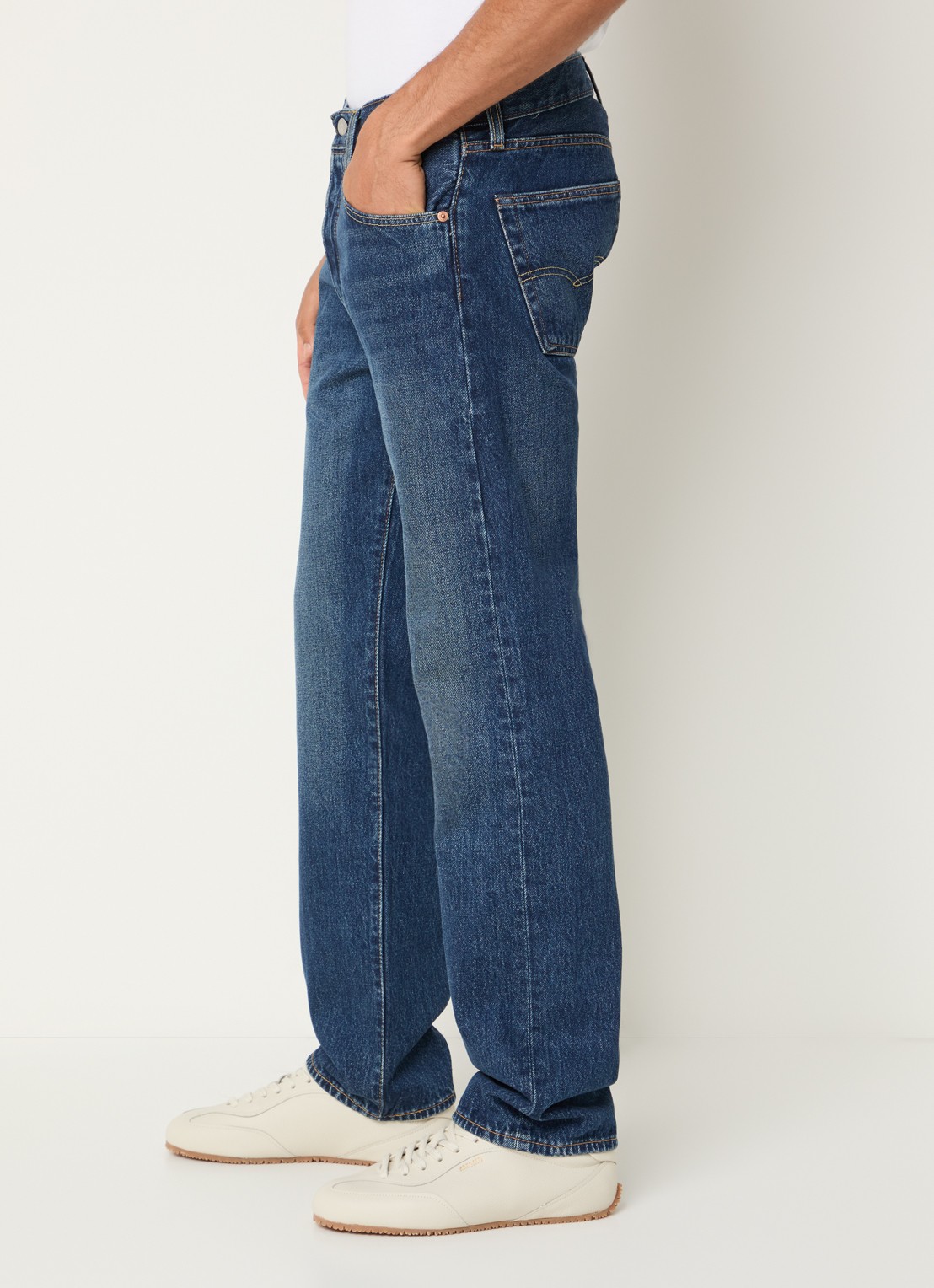 Levi's 501 straight leg jeans met donkere wassing - detail 4 indigo