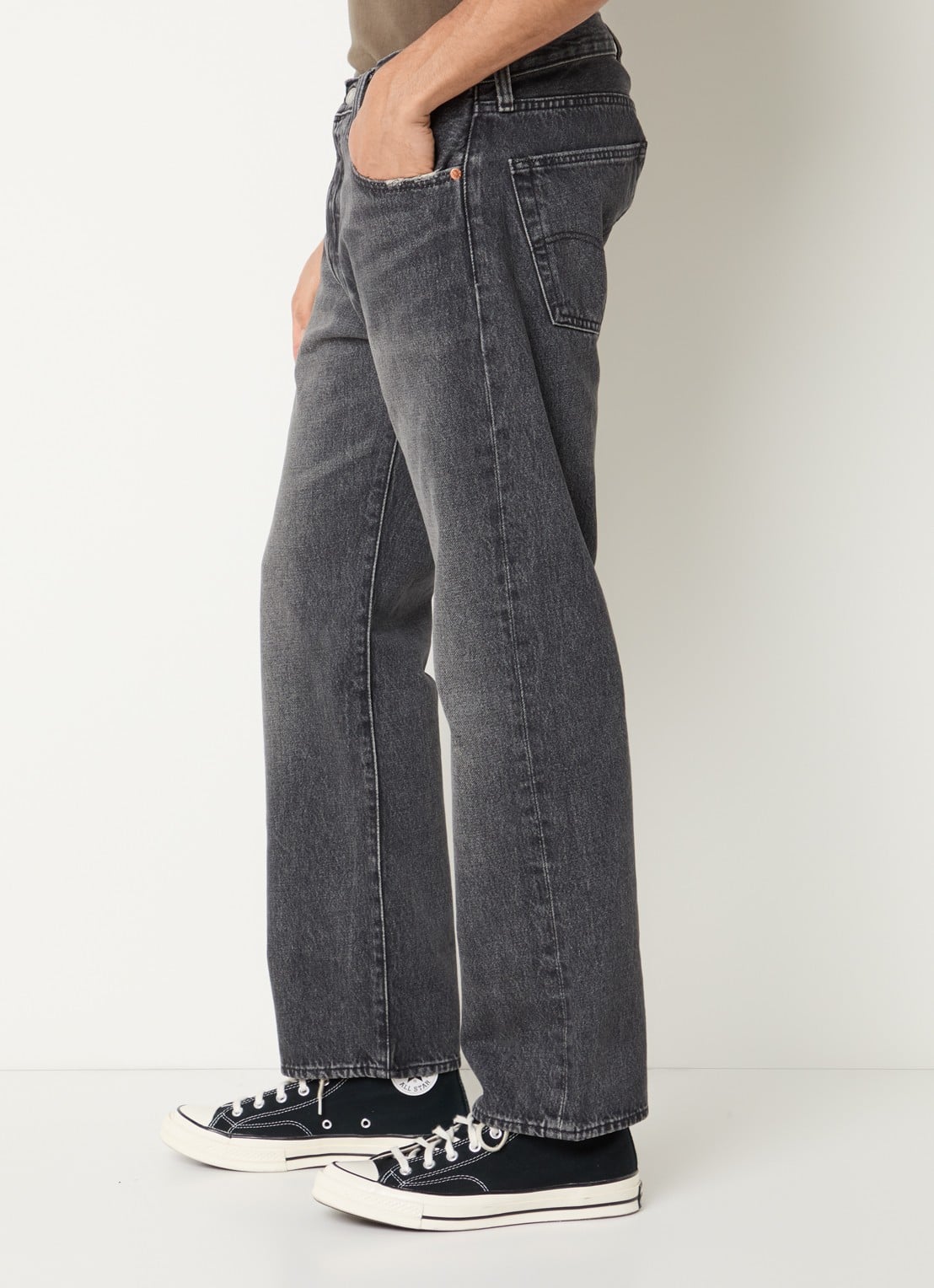 Levi's 501 straight leg jeans met gekleurde wassing - detail 5 middengrijs