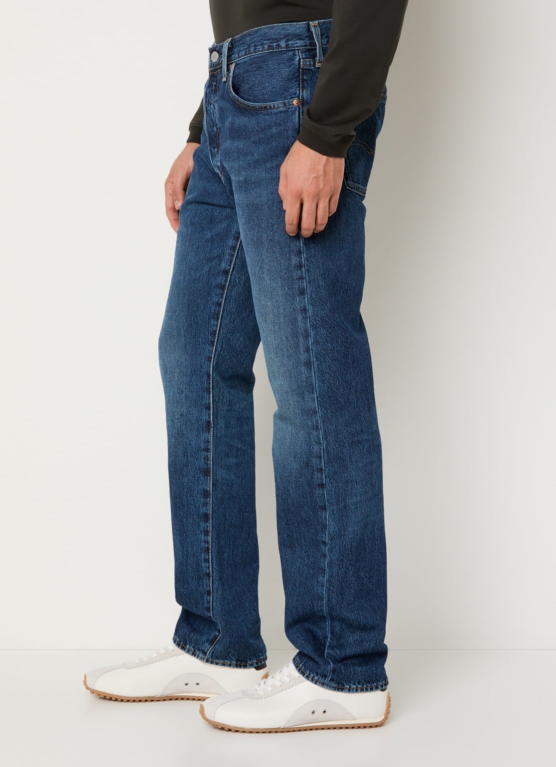 Levi's 501 straight leg jeans met medium wassing - detail 5 indigo