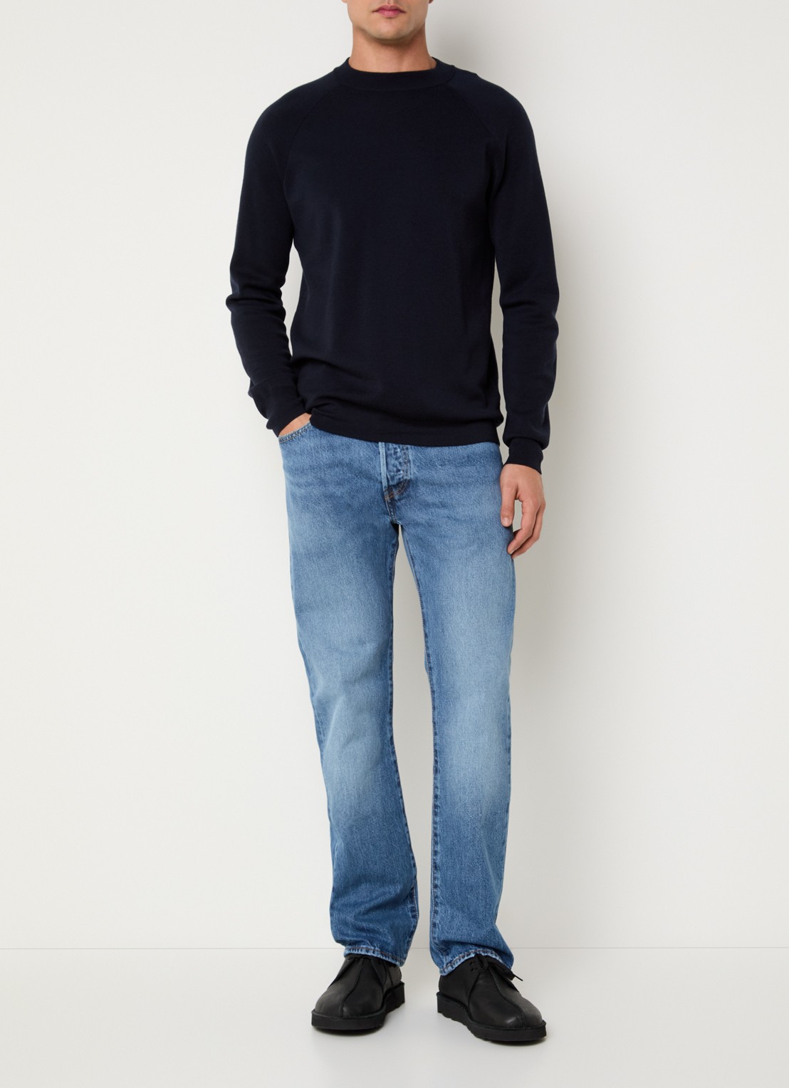 Levi's 501 straight leg jeans met medium wassing - voorkant 2 indigo