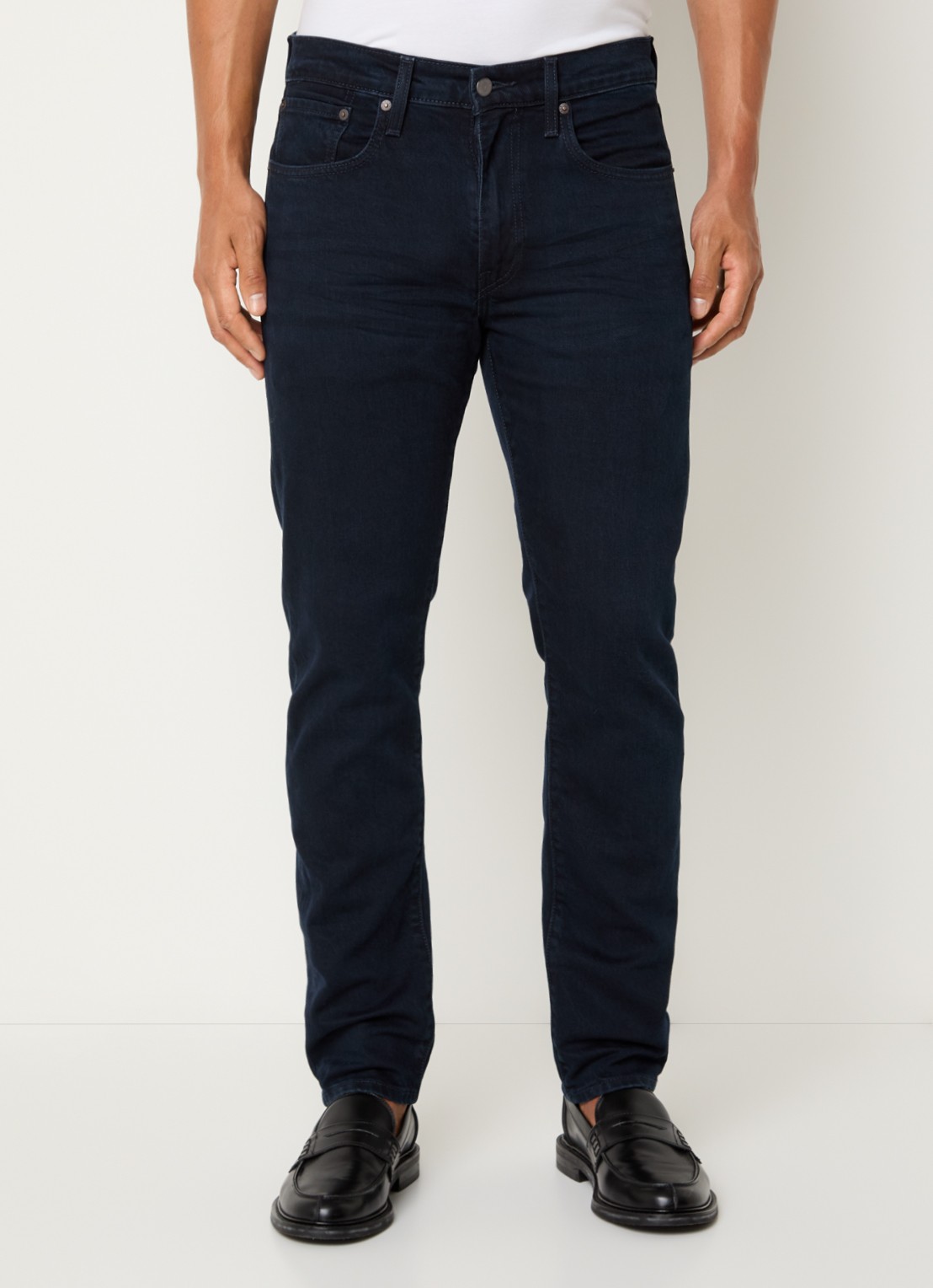 Levi's 502 Slim fit jeans met donkere wassing en steekzakken - detail 3 indigo