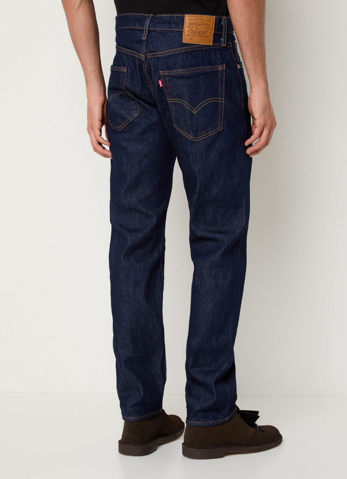 Levi's 502 slim fit jeans met donkere wassing - achterkant indigo