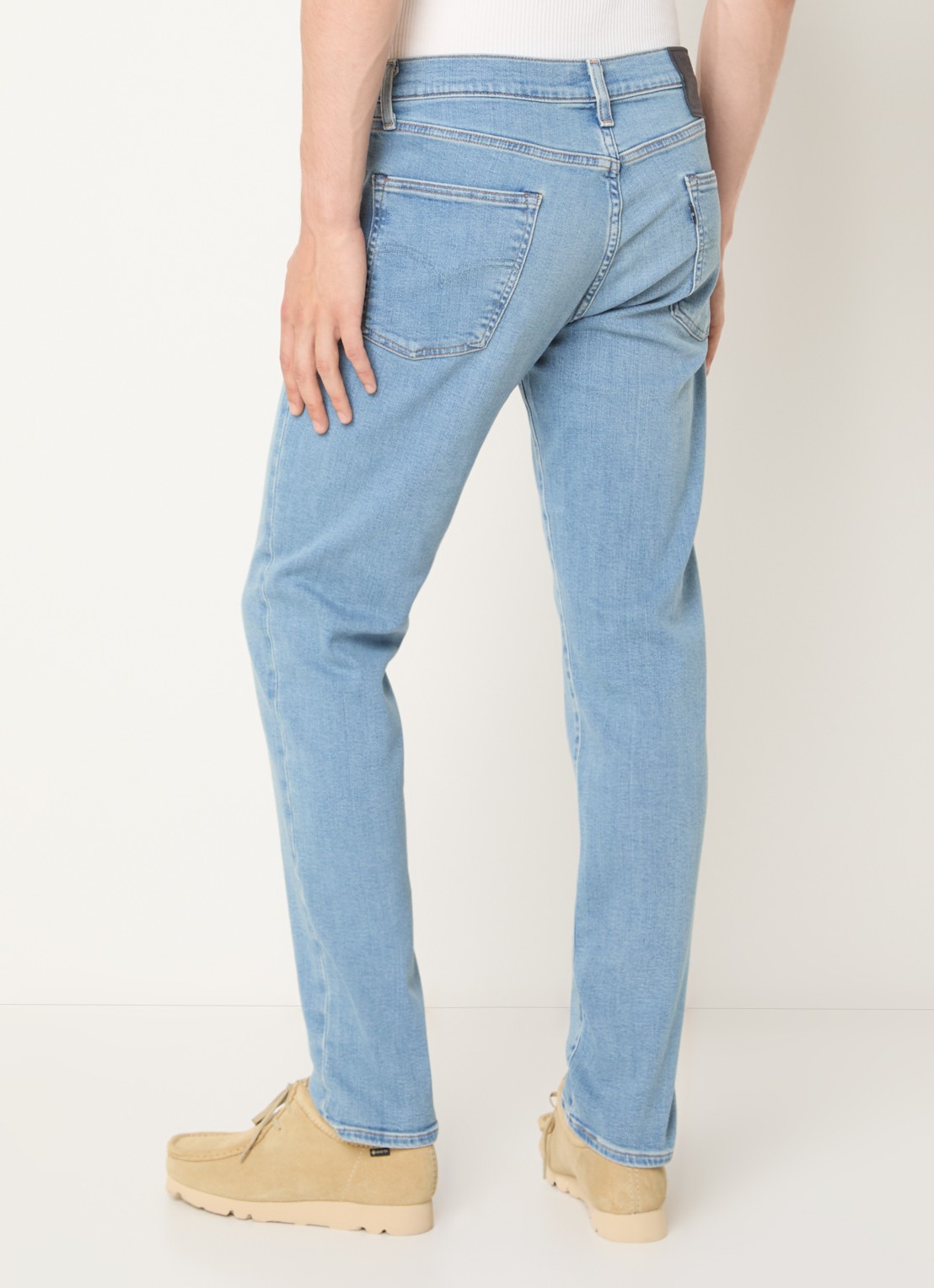 Levi's 511 slim fit jeans met lichte wassing - achterkant 5 indigo