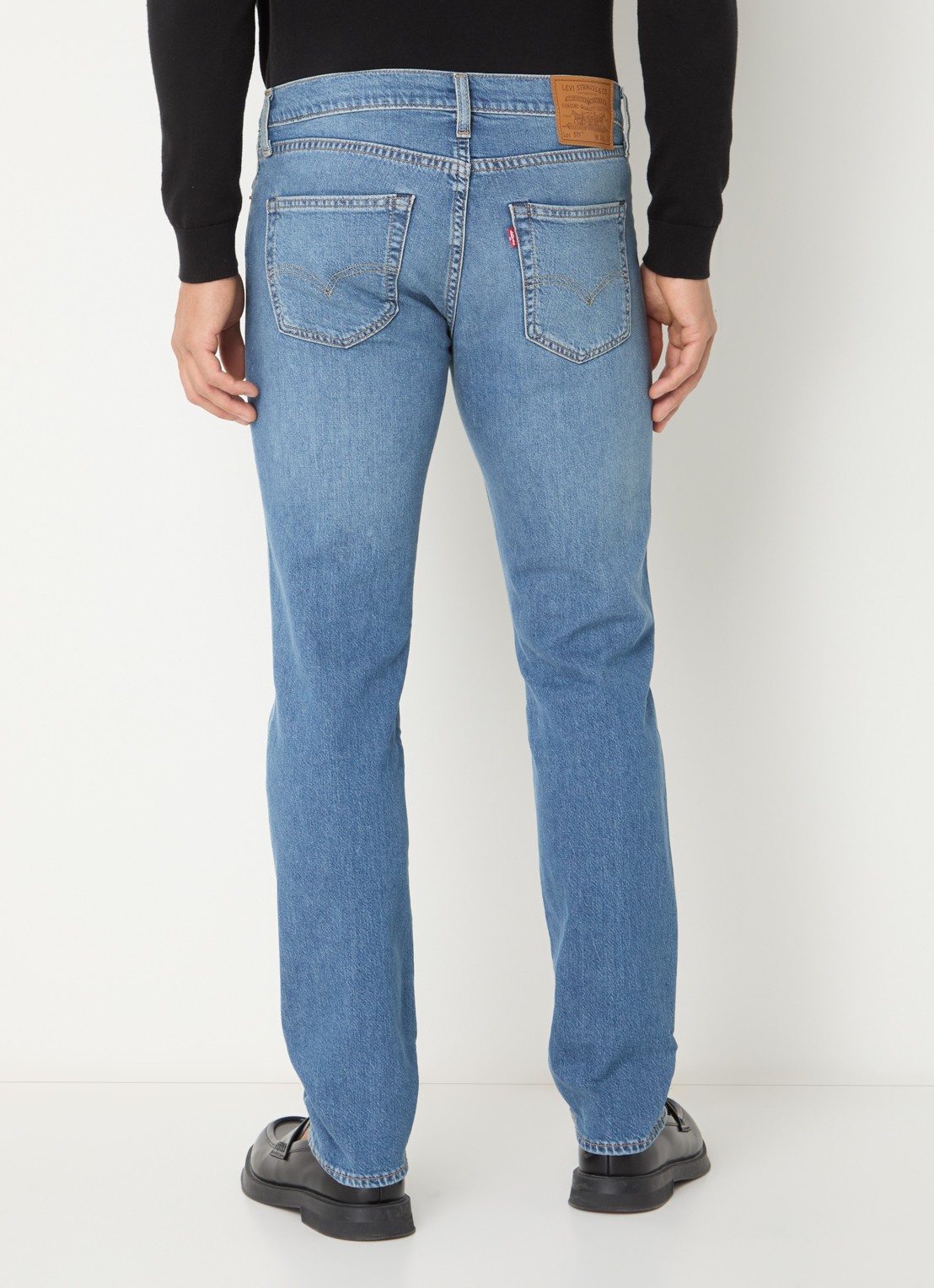 Levi's 511 slim fit jeans met medium wassing en steekzakken - achterkant 3 indigo
