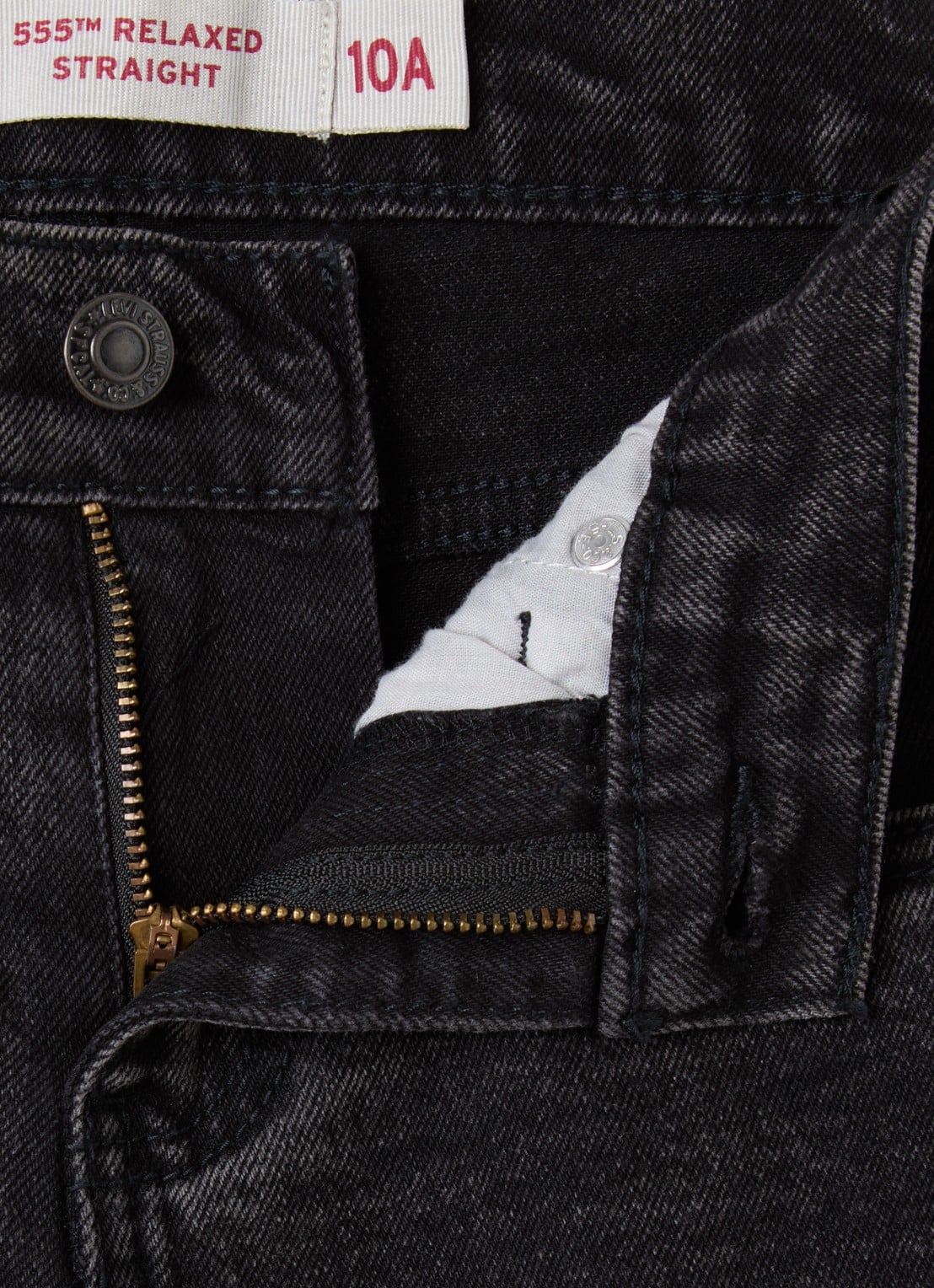 Levi's 555 straight leg jeans met gekleurde wassing - detail zwart