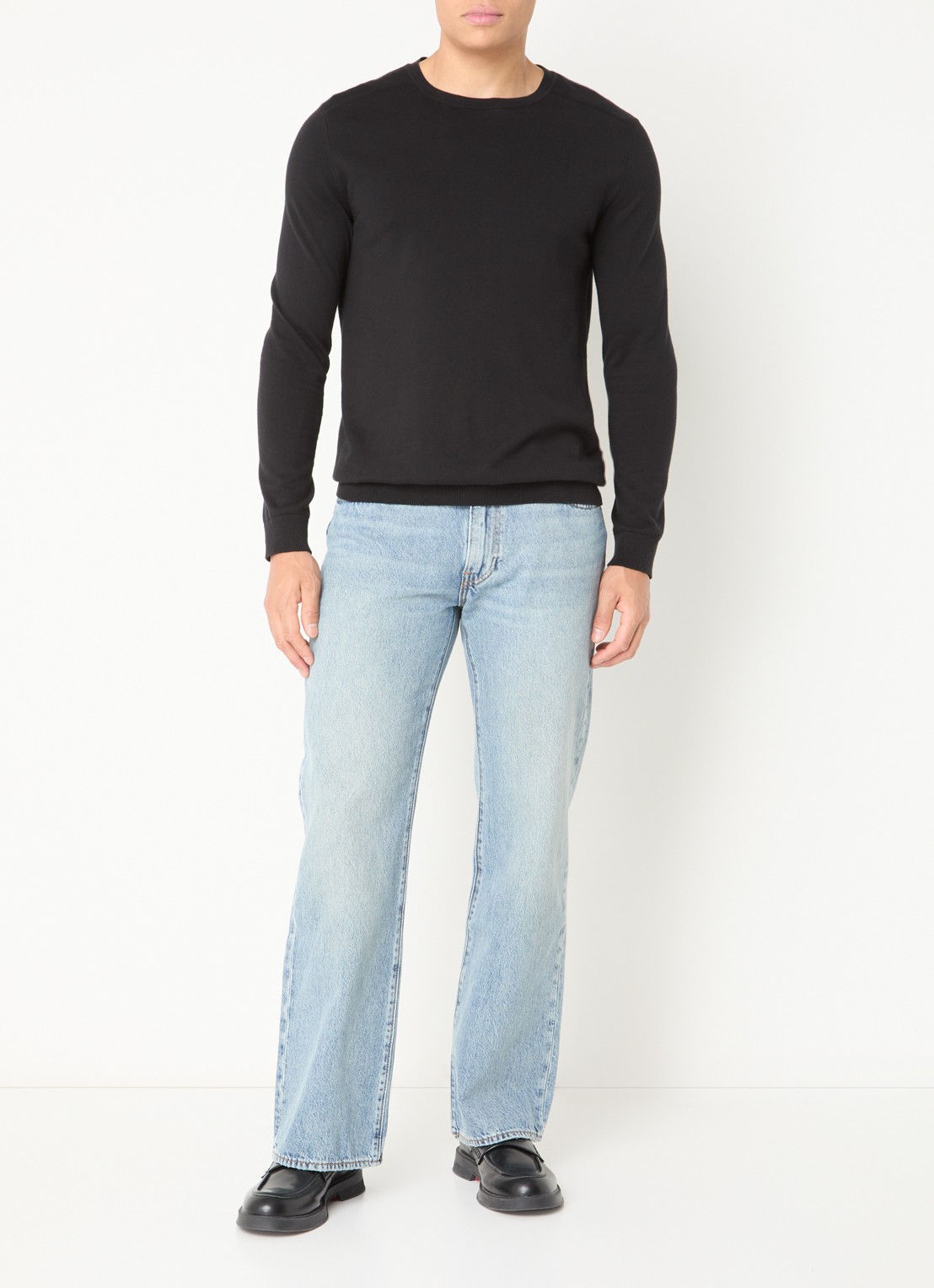 Levi's 567 straight leg jeans met medium wassing - voorkant 5 indigo