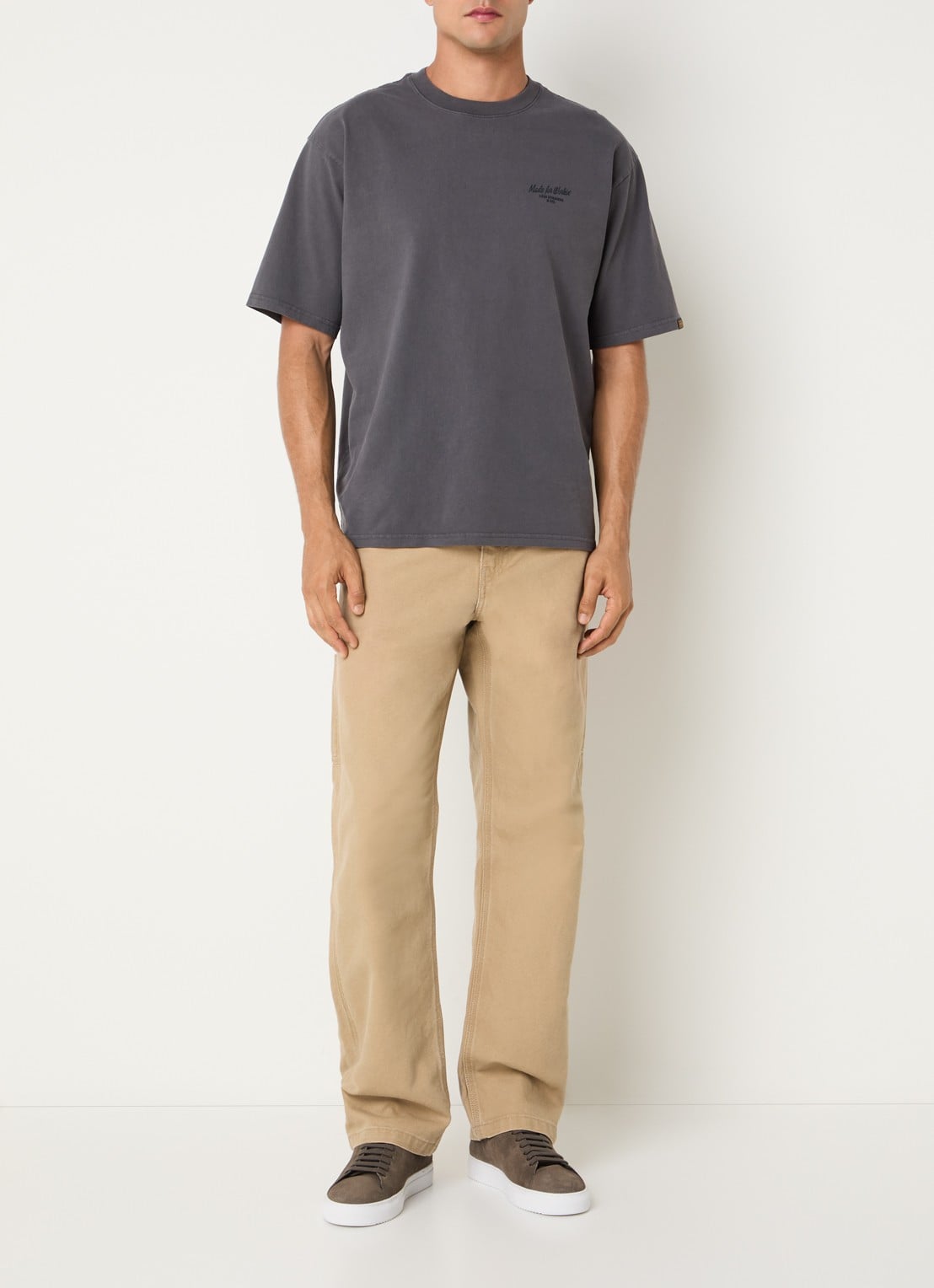 Levi's 568 loose fit cargobroek met steekzakken - voorkant 5 oranjebruin