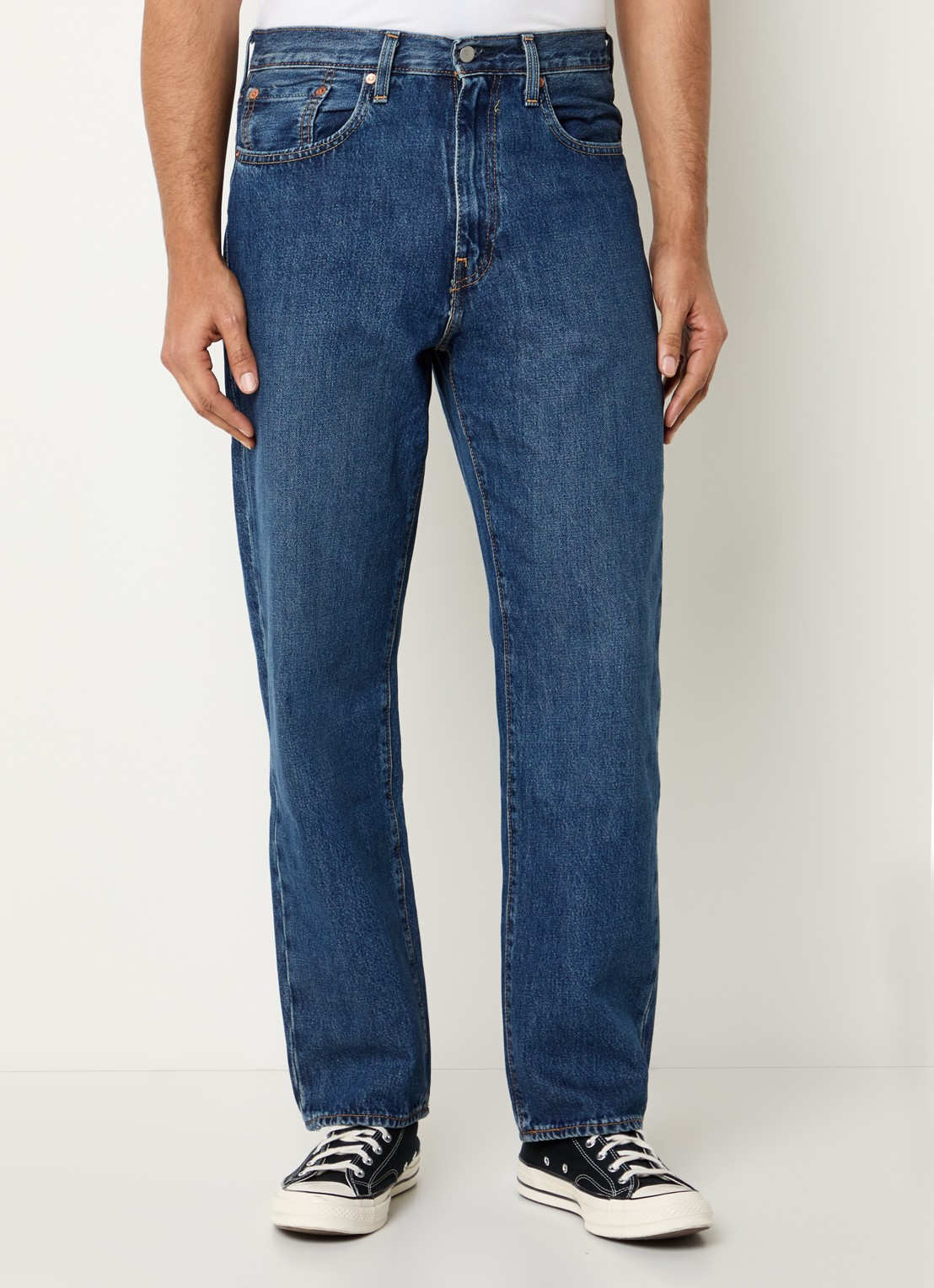 Levi's 568 straight leg jeans met medium wassing - detail indigo