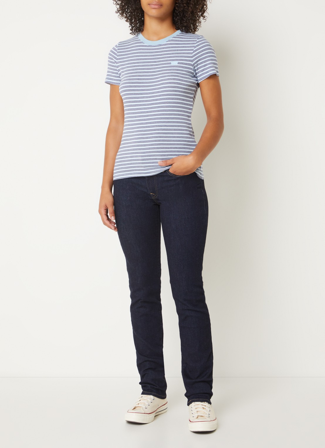 Levi's 712 mid waist slim fit jeans met donkere wassing - voorkant 3 indigo