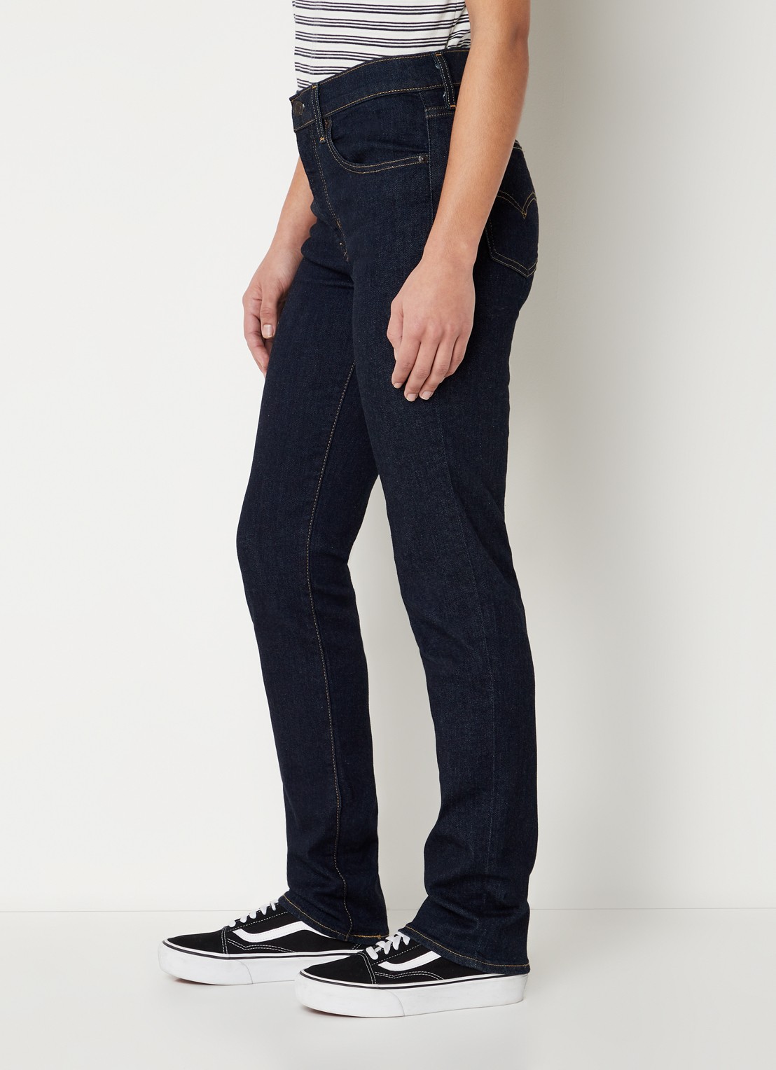 Levi's 724 high waist slim fit jeans met donkere wassing - detail 3 indigo