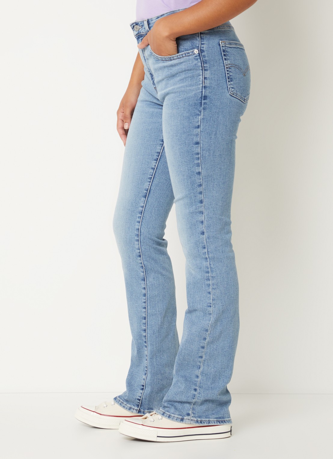 Levi's 725 high waist bootcut jeans met medium wassing - detail 5 indigo