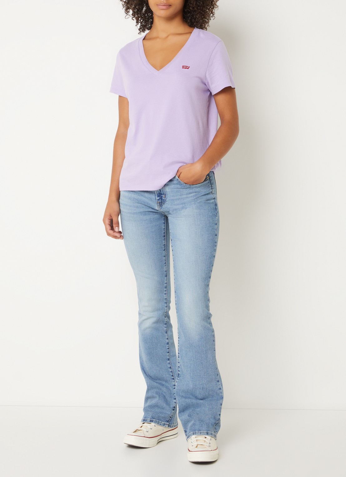 Levi's 725 high waist bootcut jeans met medium wassing - voorkant 3 indigo