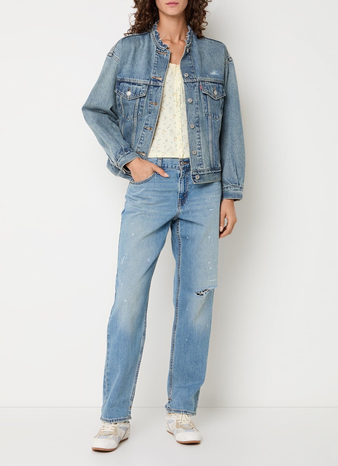 Levi's 90's Trucker Craft Of Love spijkerjas met steekzakken - voorkant 2 indigo