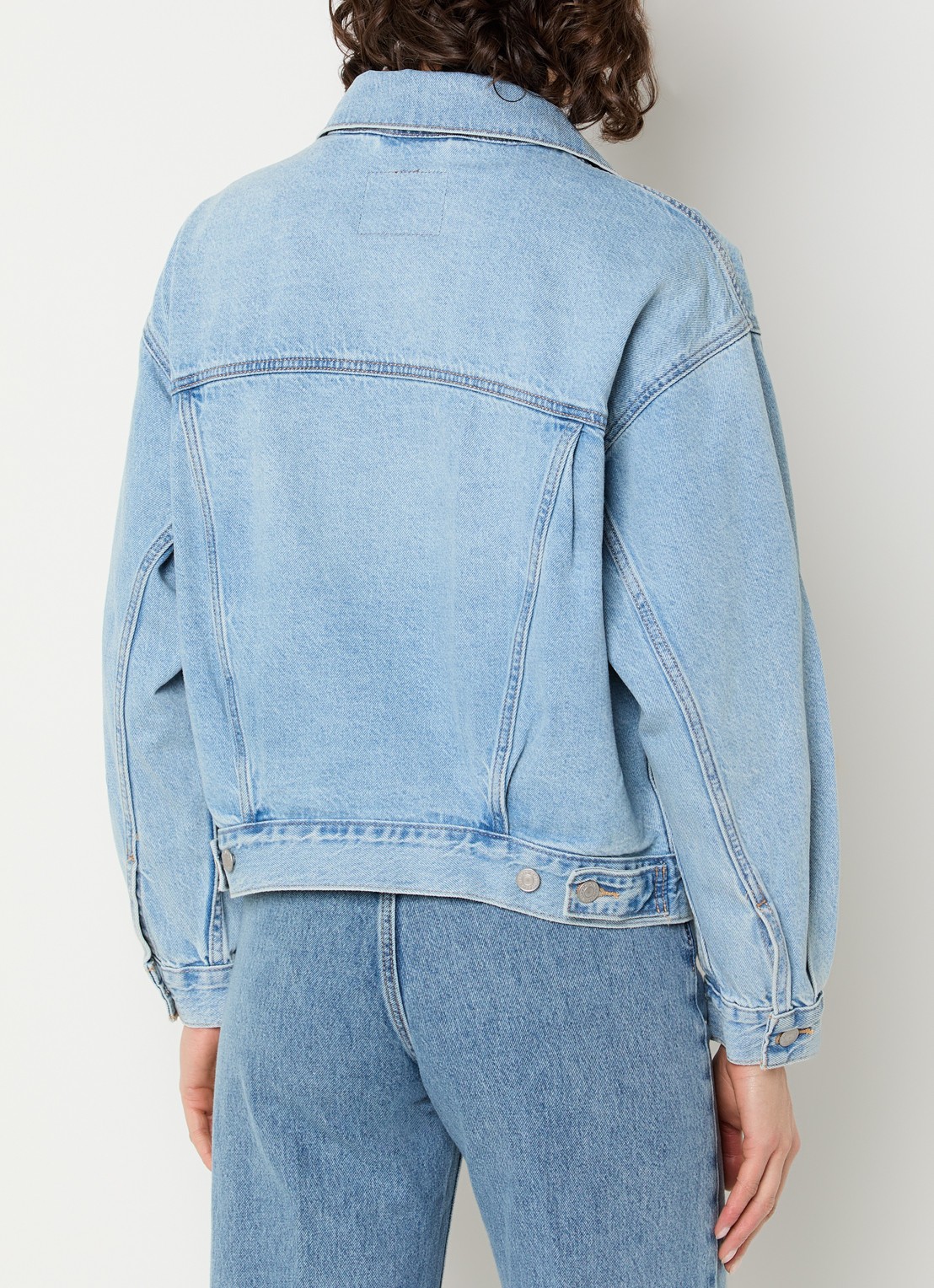 Levi's 90s Trucker spijkerjas met klepzakken - achterkant indigo