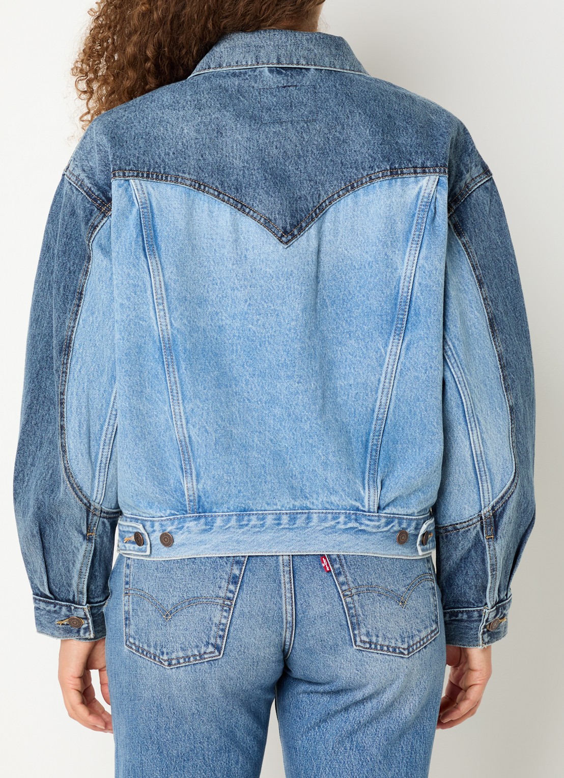 Levi's 90s Western spijkerjas met steekzakken - achterkant indigo