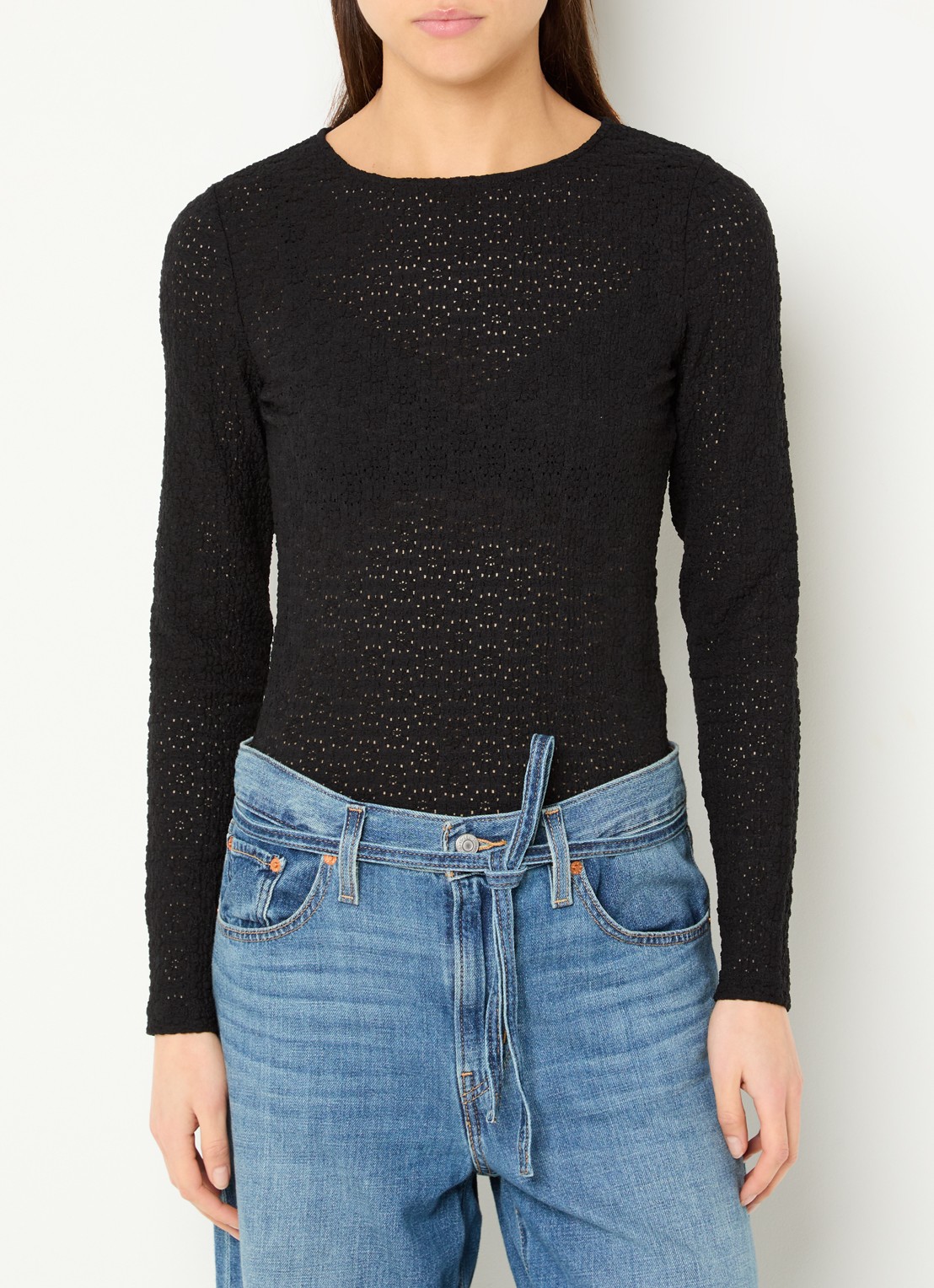 Levi's Anika semi-transparante top met opengewerkt dessin - detail 4 zwart