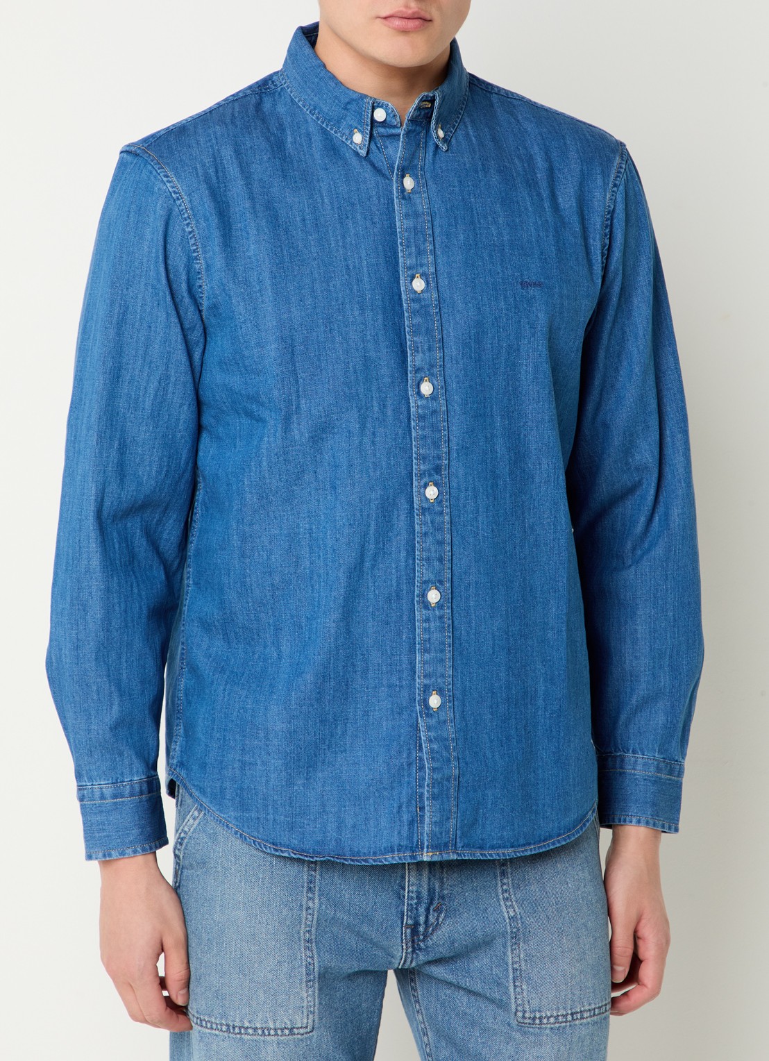 Levi's Authentic regular fit overhemd van chambray met logoborduring - detail indigo