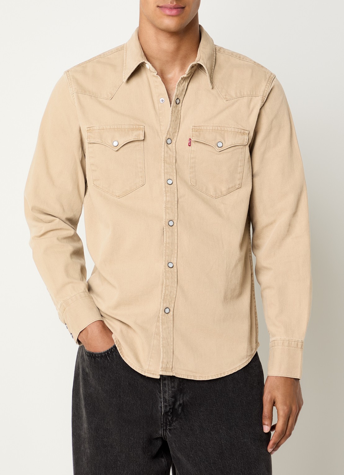 Levi's Barstow overhemd met borstzakken - detail camel