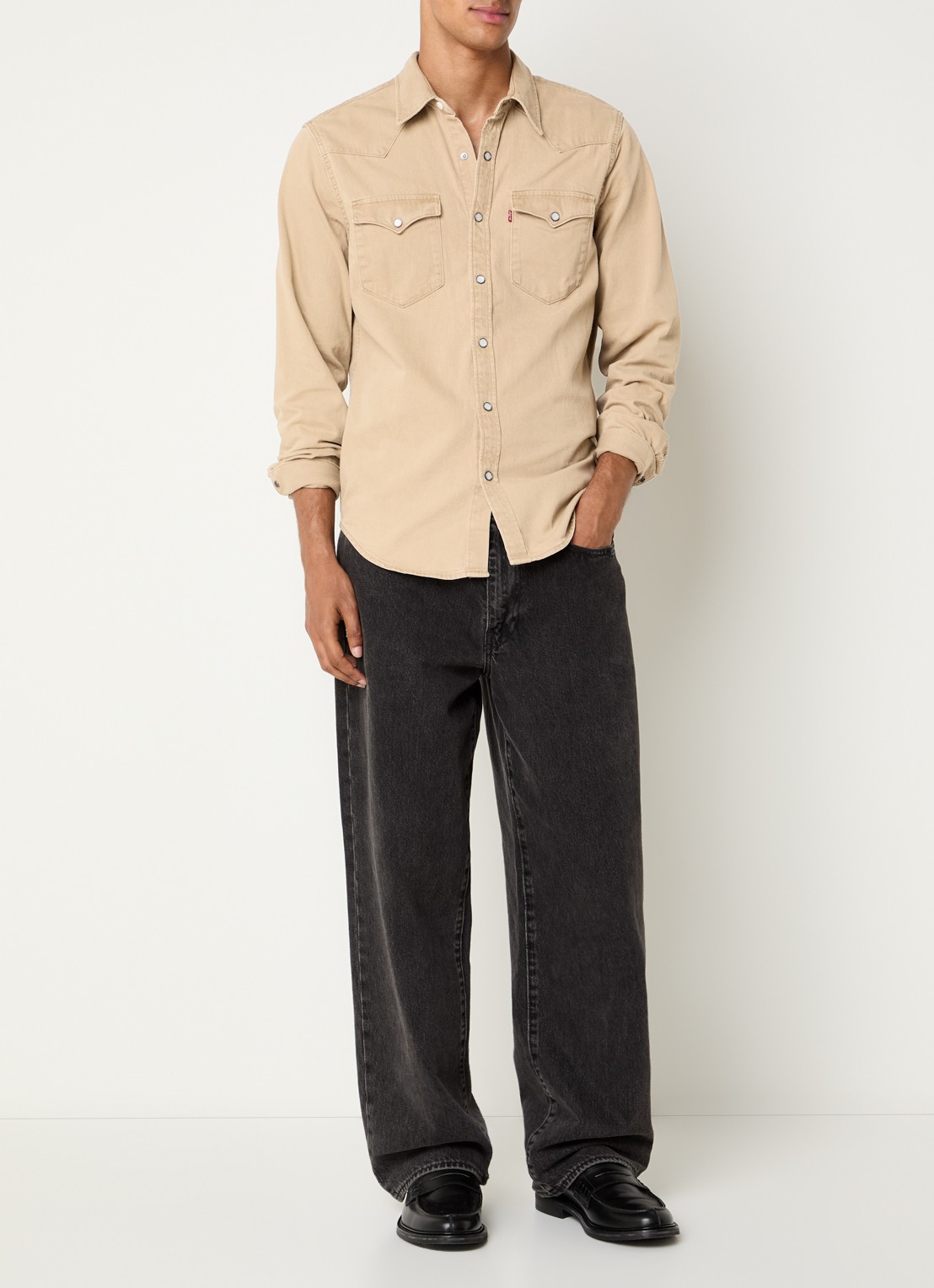 Levi's Barstow overhemd met borstzakken - voorkant 4 camel