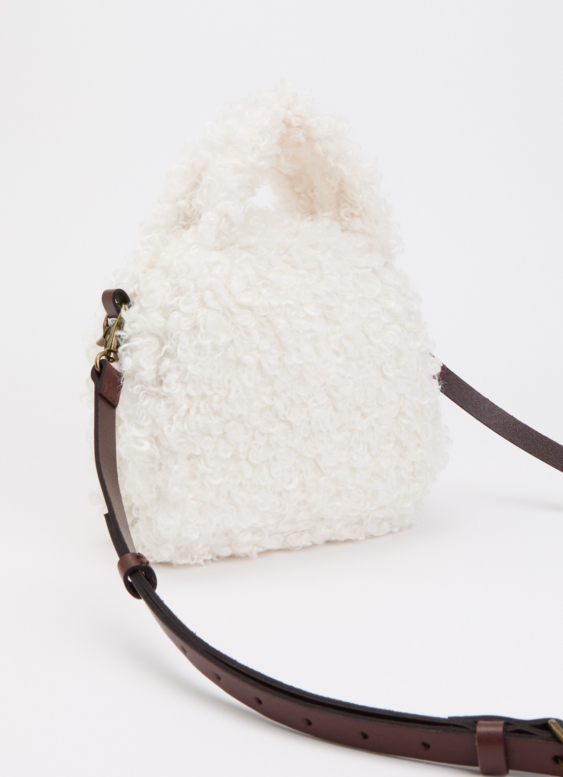 Levi's Blake Small handtas van teddy met afneembare schouderriem - achterkant 2 wit
