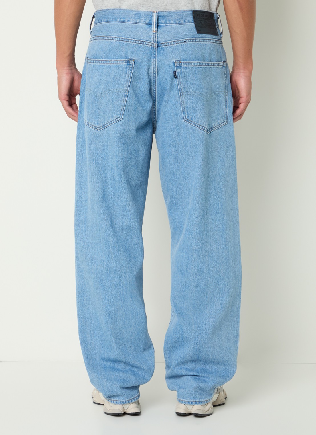 Levi's Blue tab loose fit jeans met steekzakken - achterkant 3 indigo