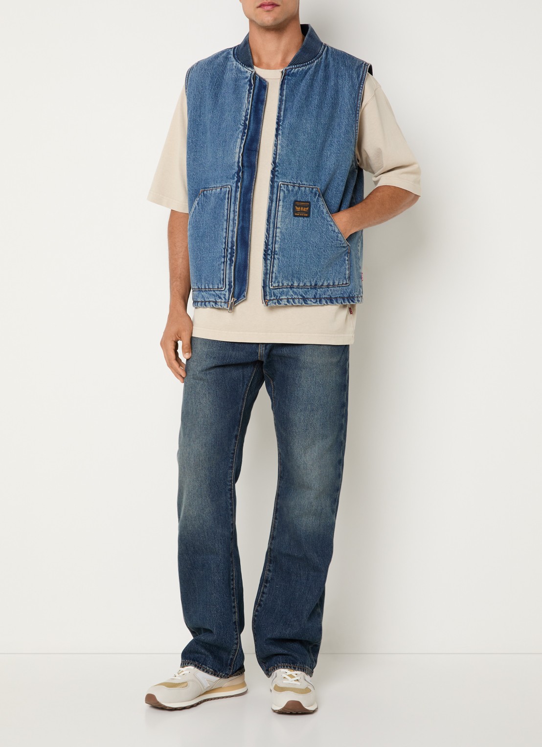 Levi's Bodywarmer van denim met steekzakken - voorkant 2 indigo