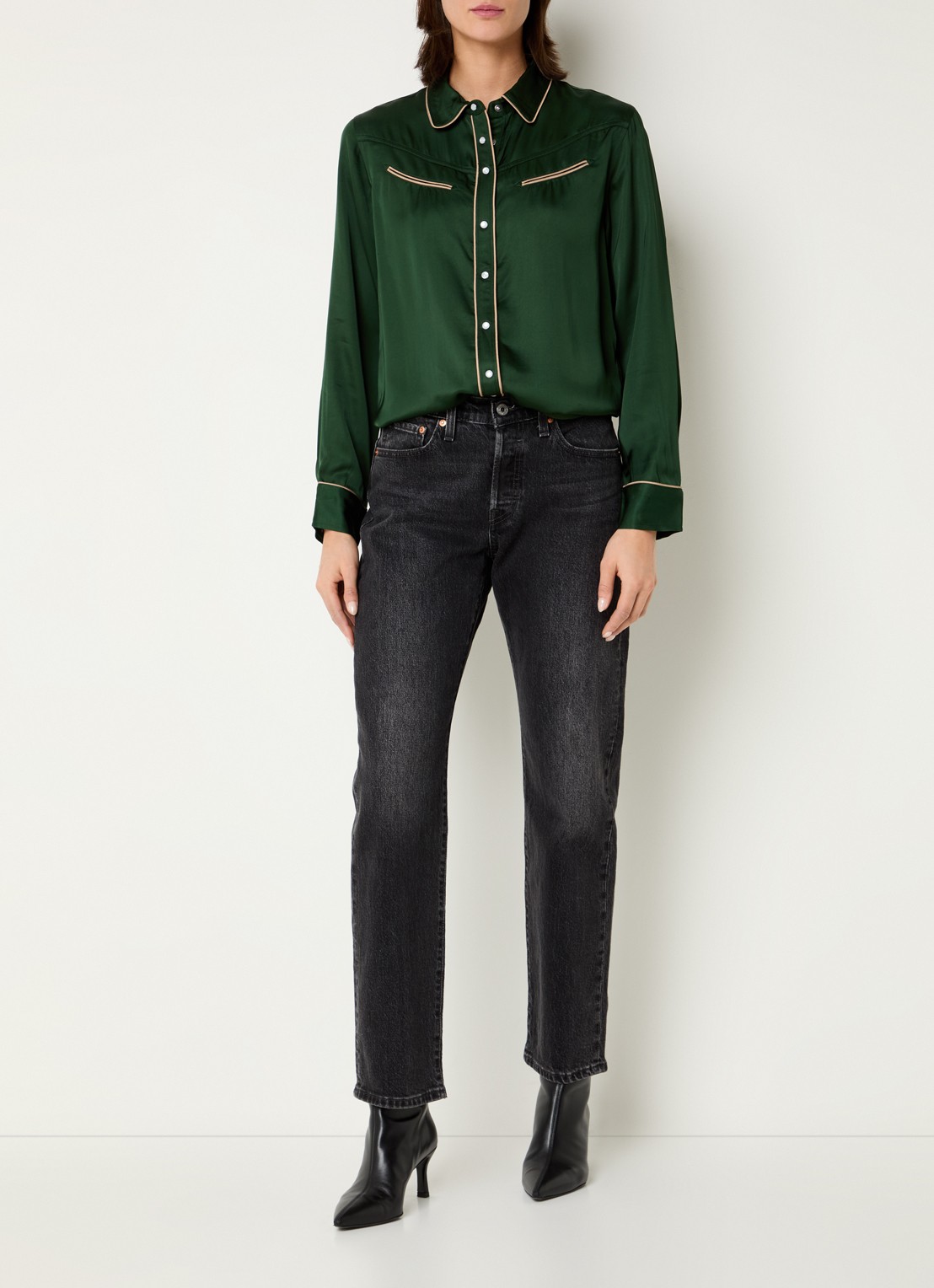 Levi's Bradie blouse van satijn met paspelzakken - voorkant 4 groen