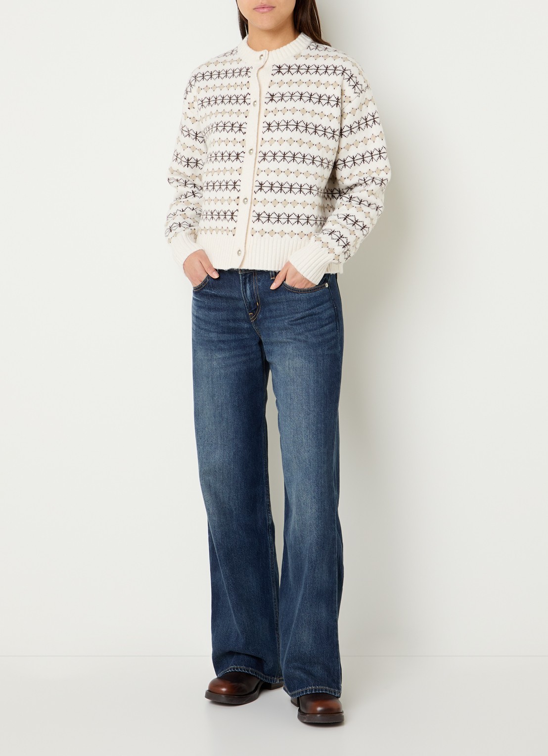 Levi's Charlotte fijngebreid vest in wolblend met ingebreid patroon - voorkant 3 beige