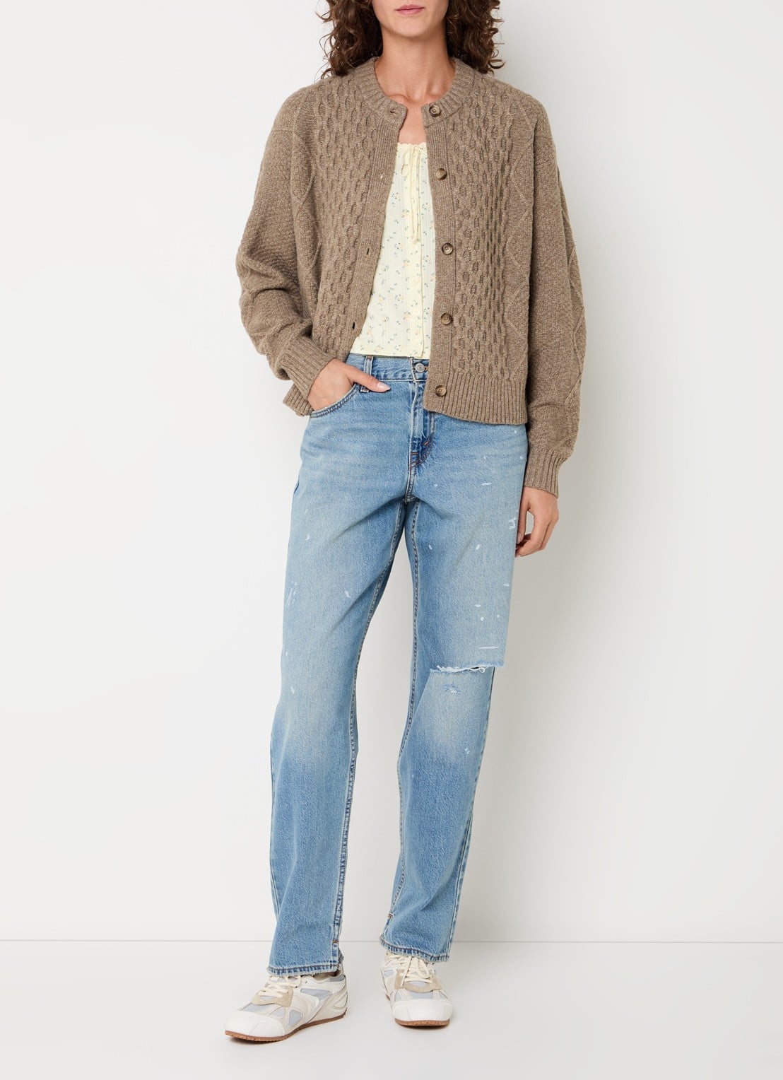 Levi's Charlotte kabelgebreid vest in wolblend - voorkant 3 beige