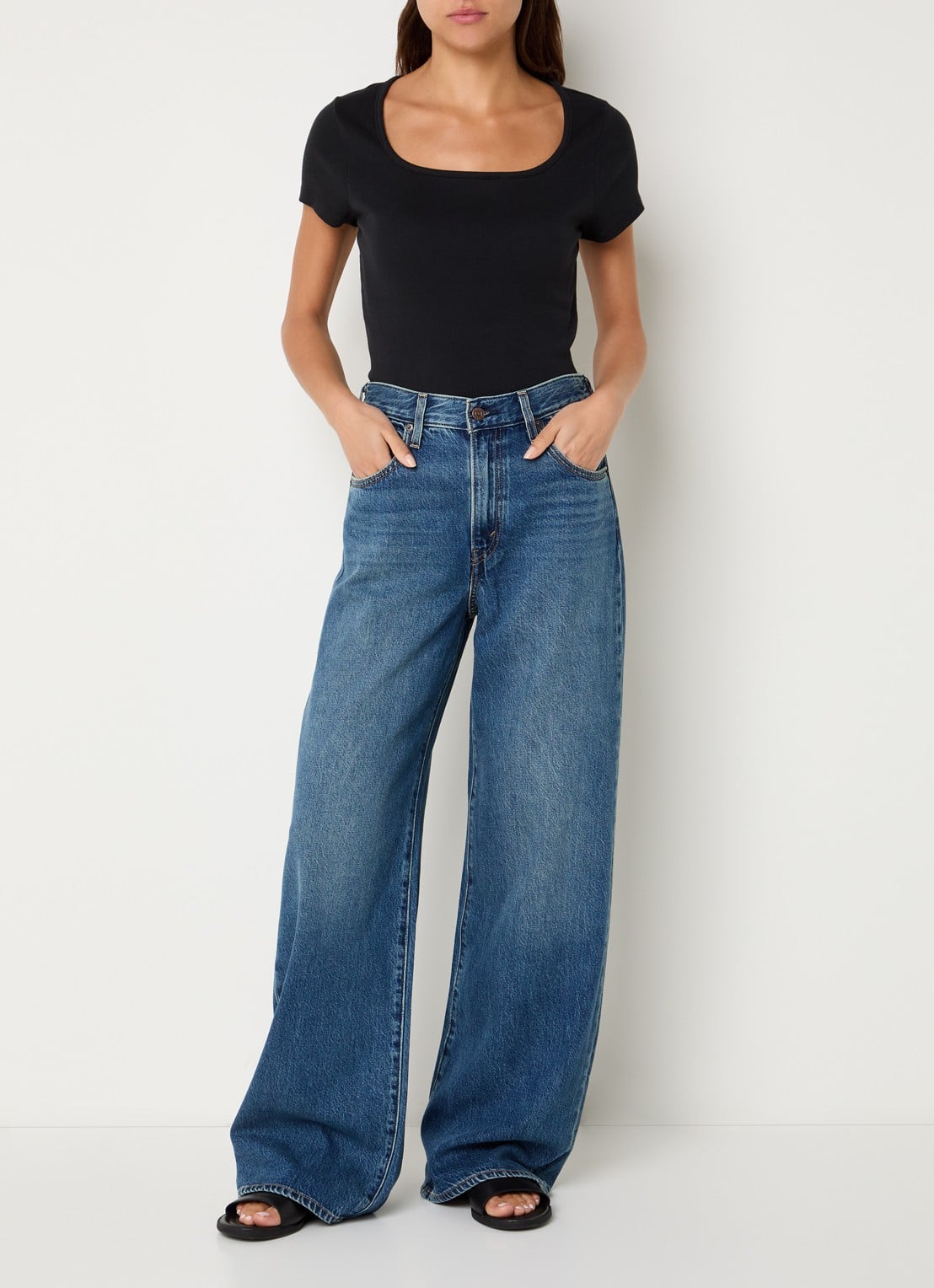 Levi's Cinch high waist wide leg jeans met donkere wassing - voorkant 5 indigo