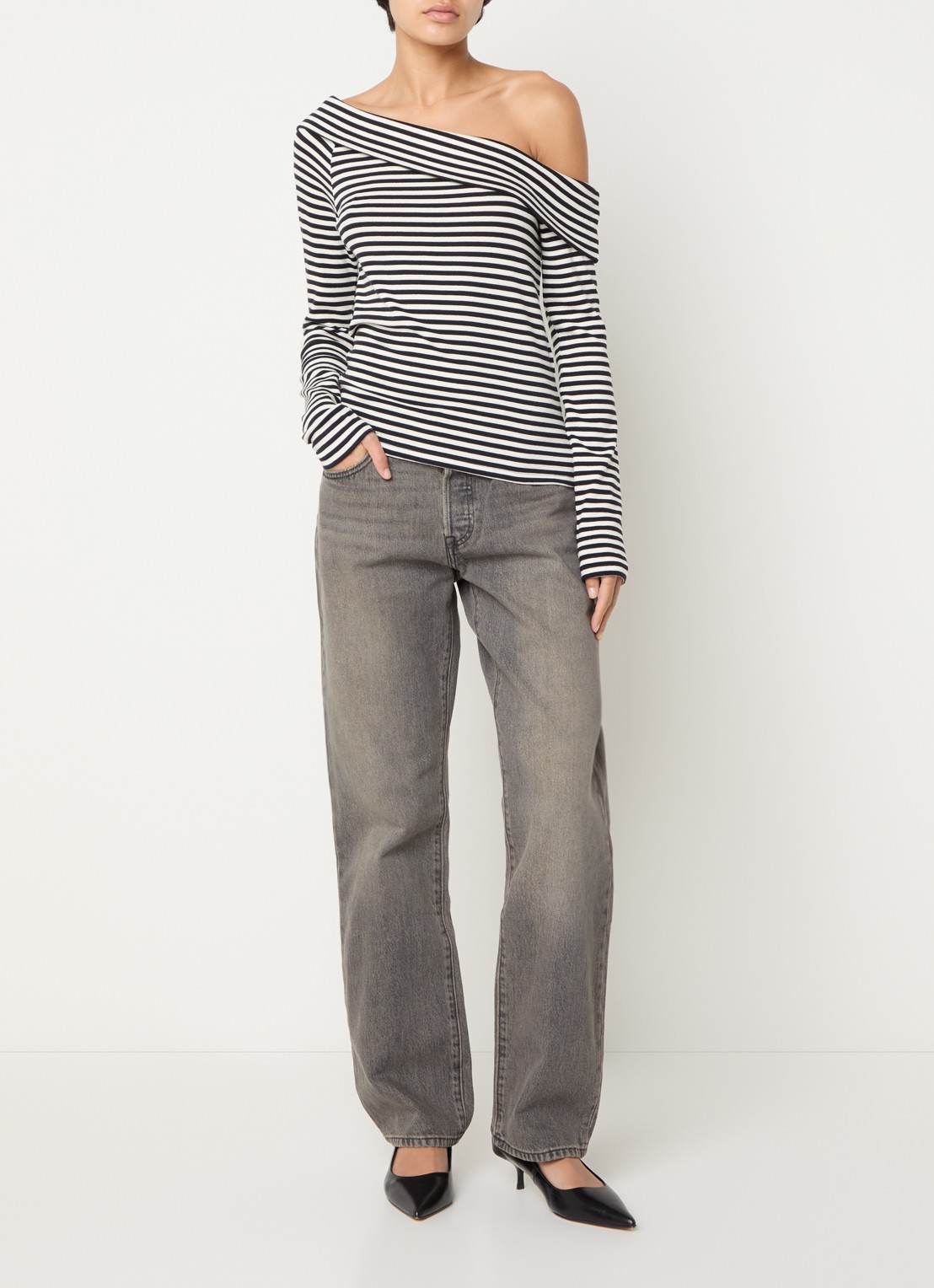 Levi's Clara fijngebreide off shoulder trui met streepprint - voorkant 4 wit